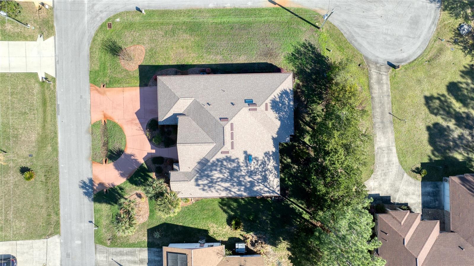 Image 2 of 69 For 2 Wellclif Place