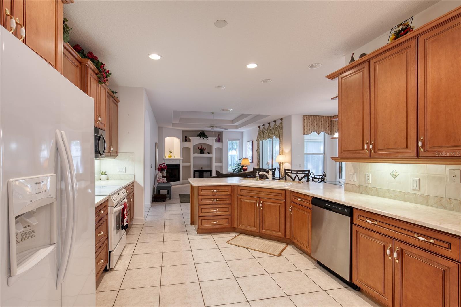 Image 25 of 69 For 2 Wellclif Place