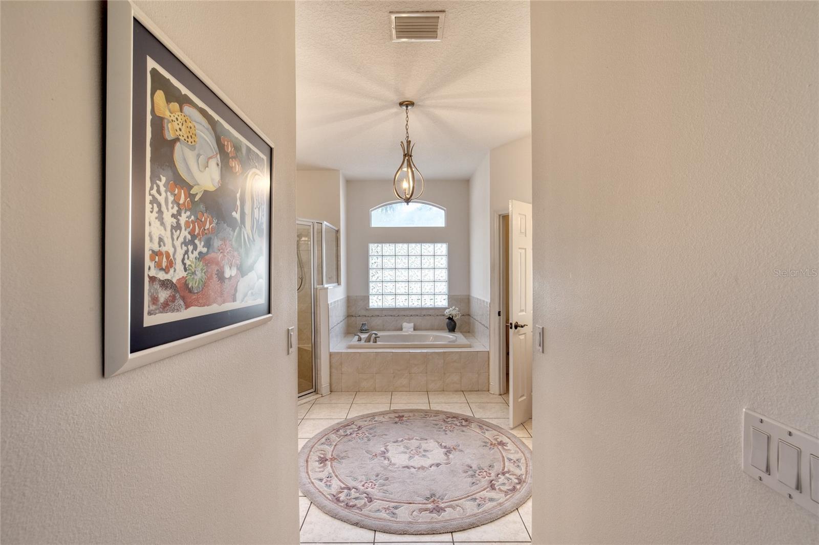 Image 34 of 69 For 2 Wellclif Place