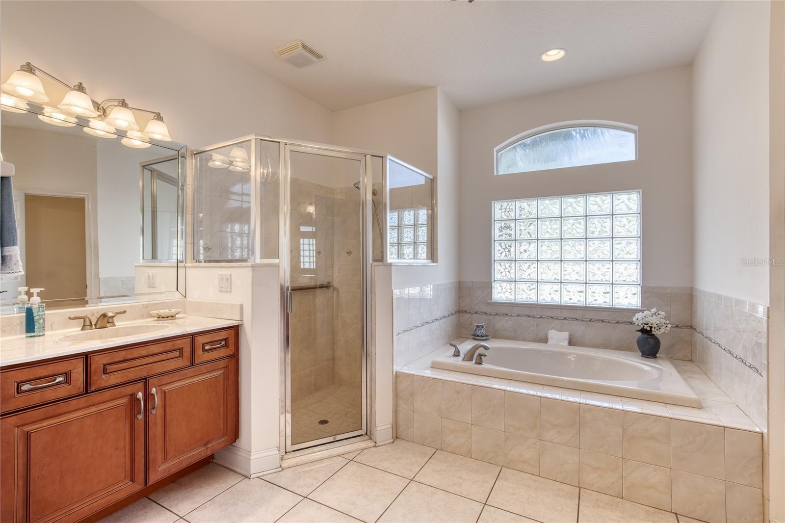 Image 36 of 69 For 2 Wellclif Place