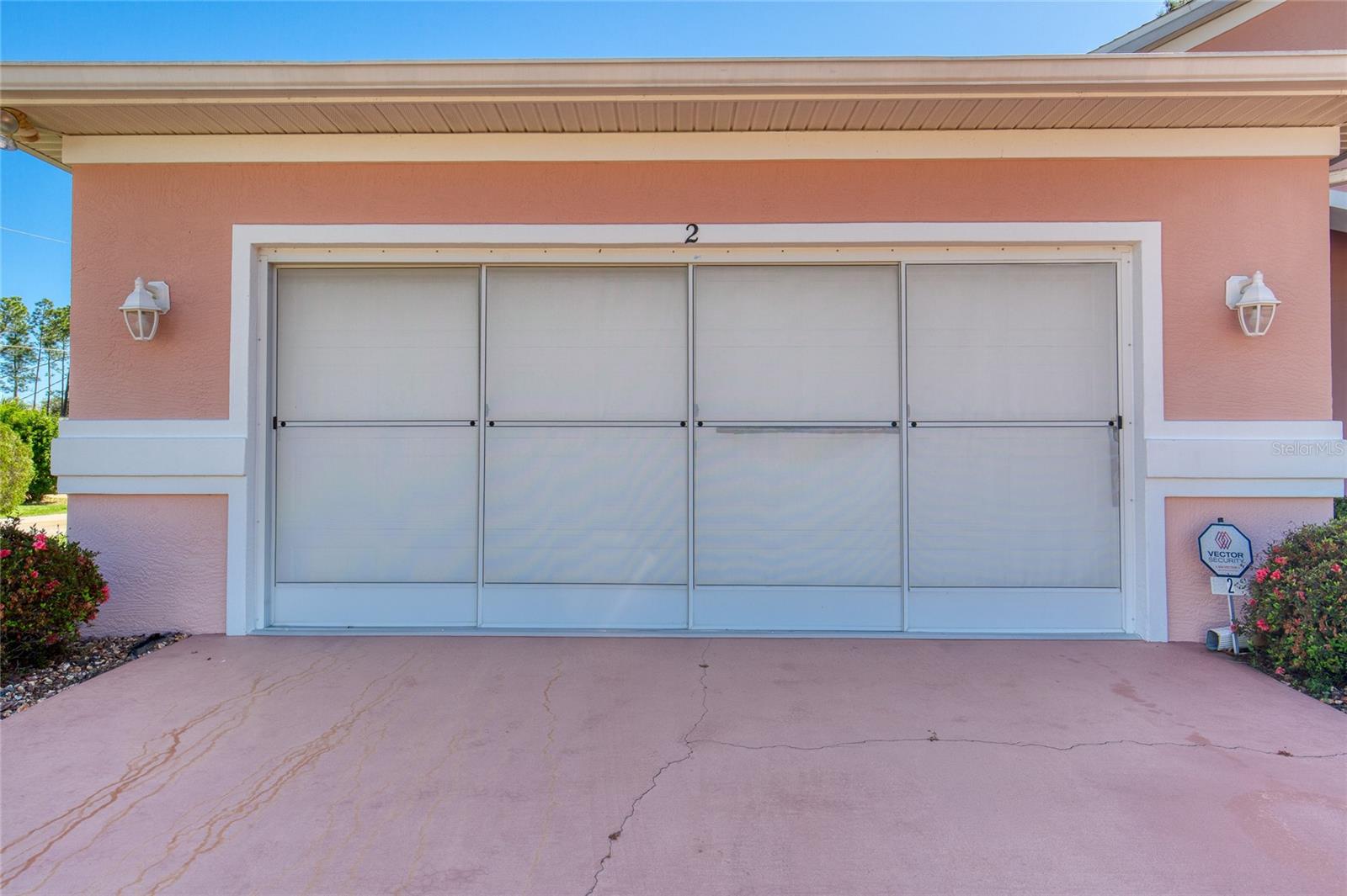 Image 66 of 69 For 2 Wellclif Place