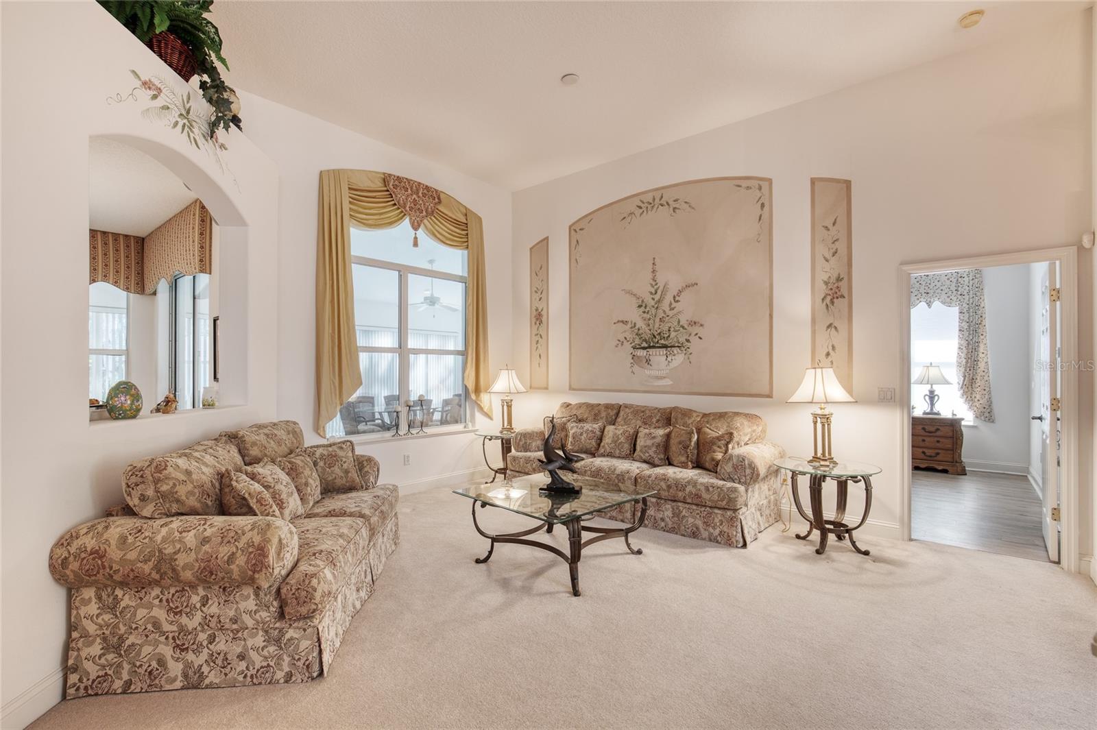 Image 9 of 69 For 2 Wellclif Place