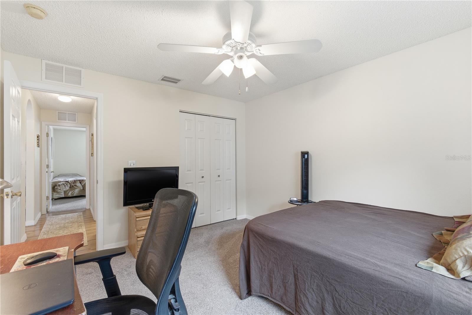 Image 19 of 27 For 14 Frenora Lane