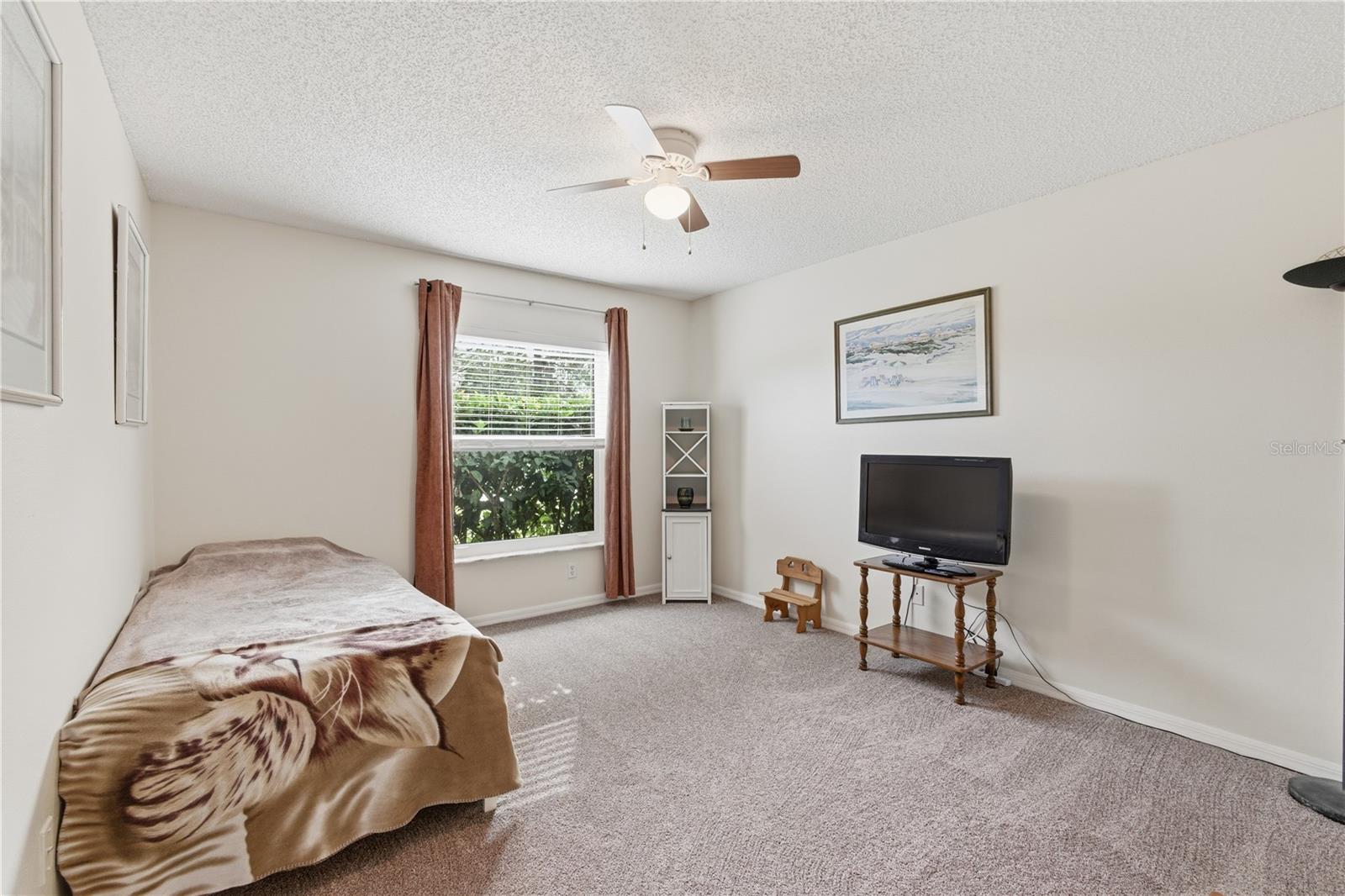 Image 20 of 27 For 14 Frenora Lane