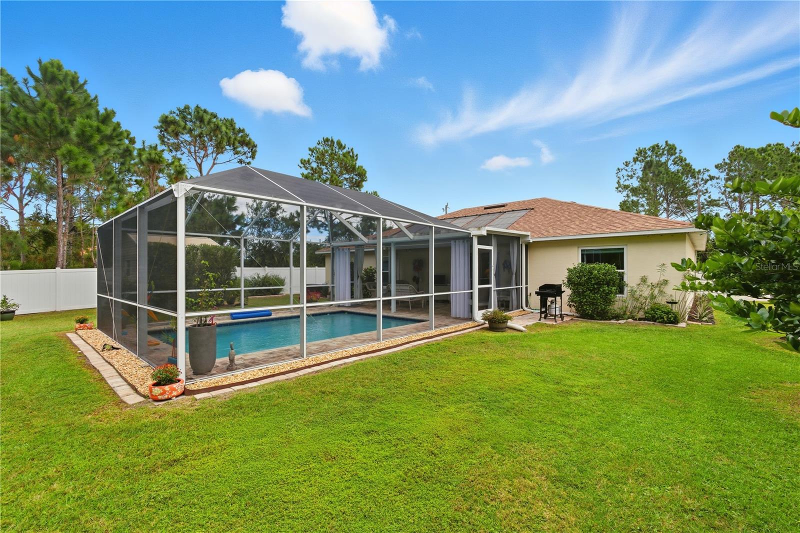 Image 24 of 27 For 14 Frenora Lane