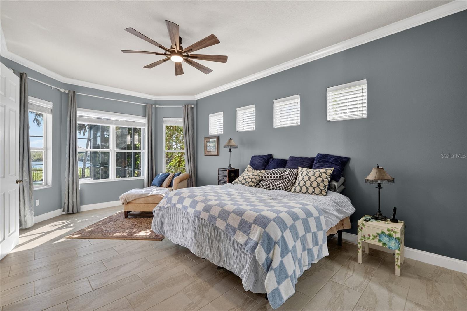 Image 22 of 84 For 83 Riverwalk Drive