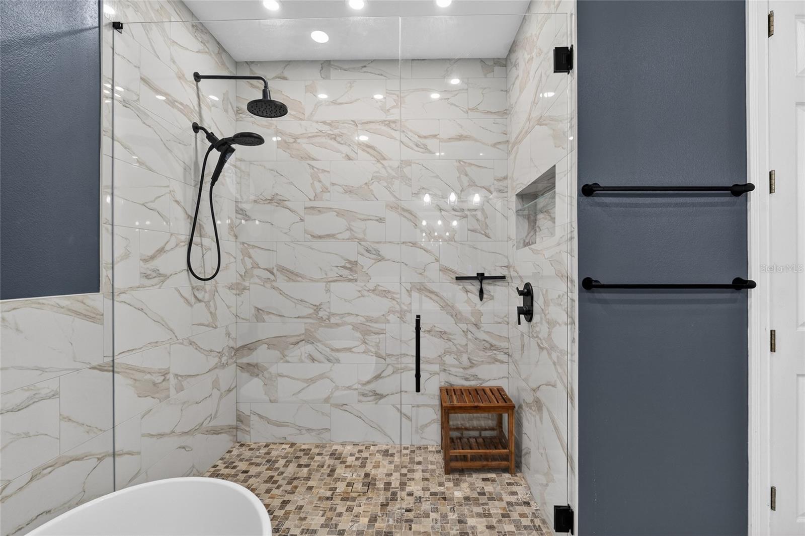 Image 26 of 84 For 83 Riverwalk Drive