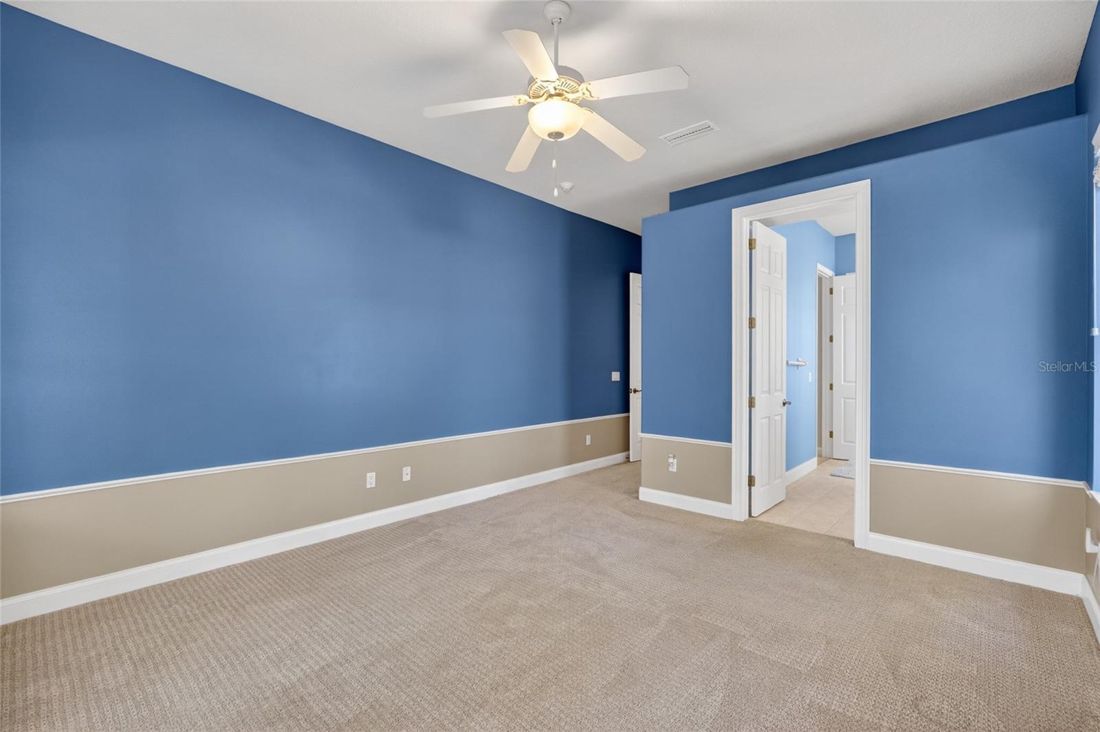 Image 28 of 84 For 83 Riverwalk Drive