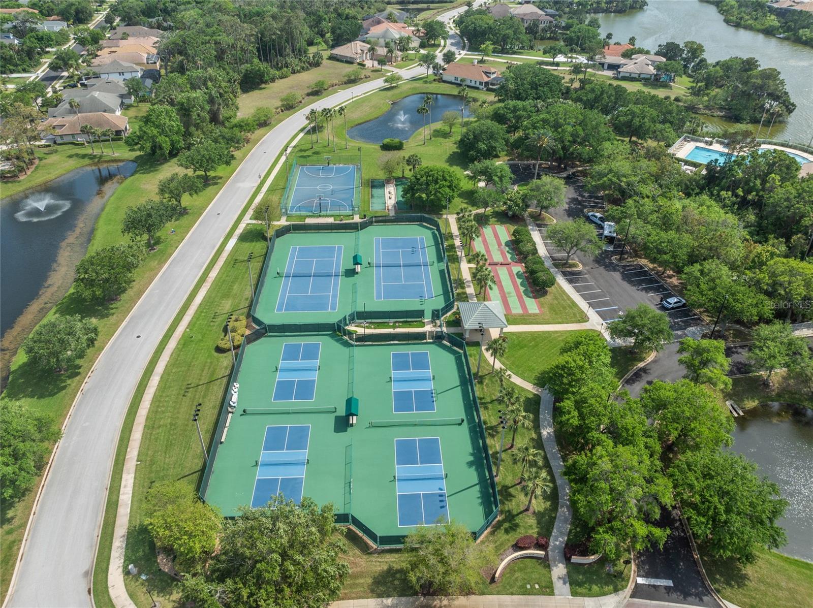 Image 73 of 84 For 83 Riverwalk Drive