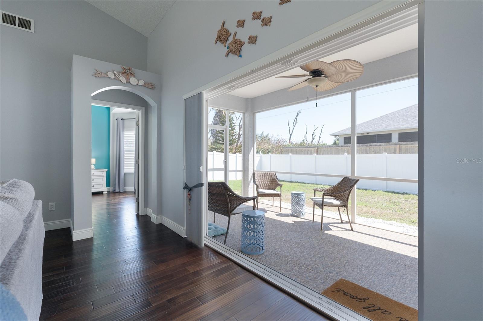 Image 7 of 38 For 20 Moody Drive