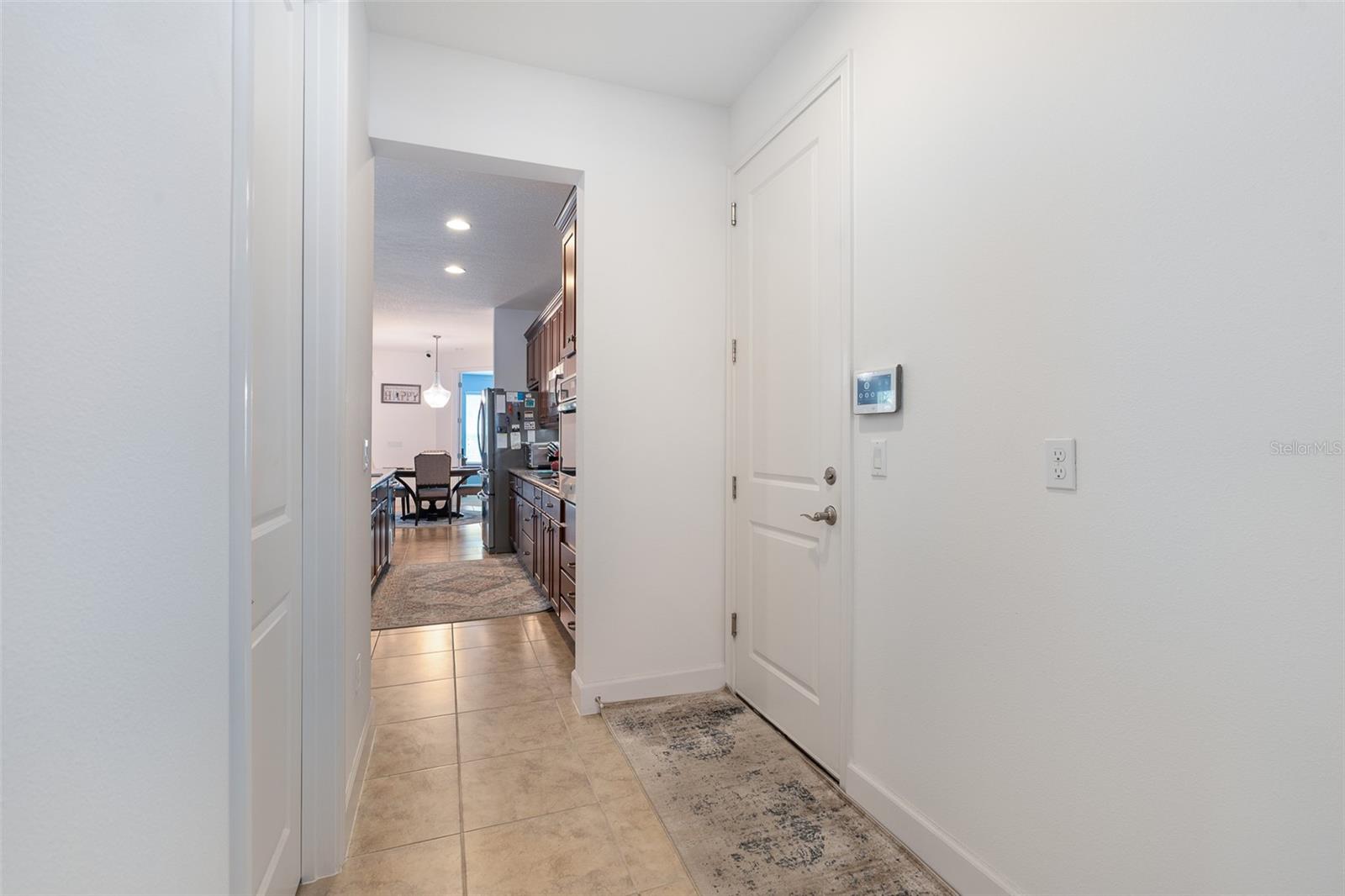 Image 10 of 57 For 685 Aldenham Lane