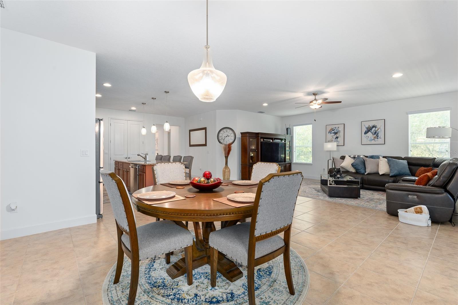 Image 17 of 57 For 685 Aldenham Lane