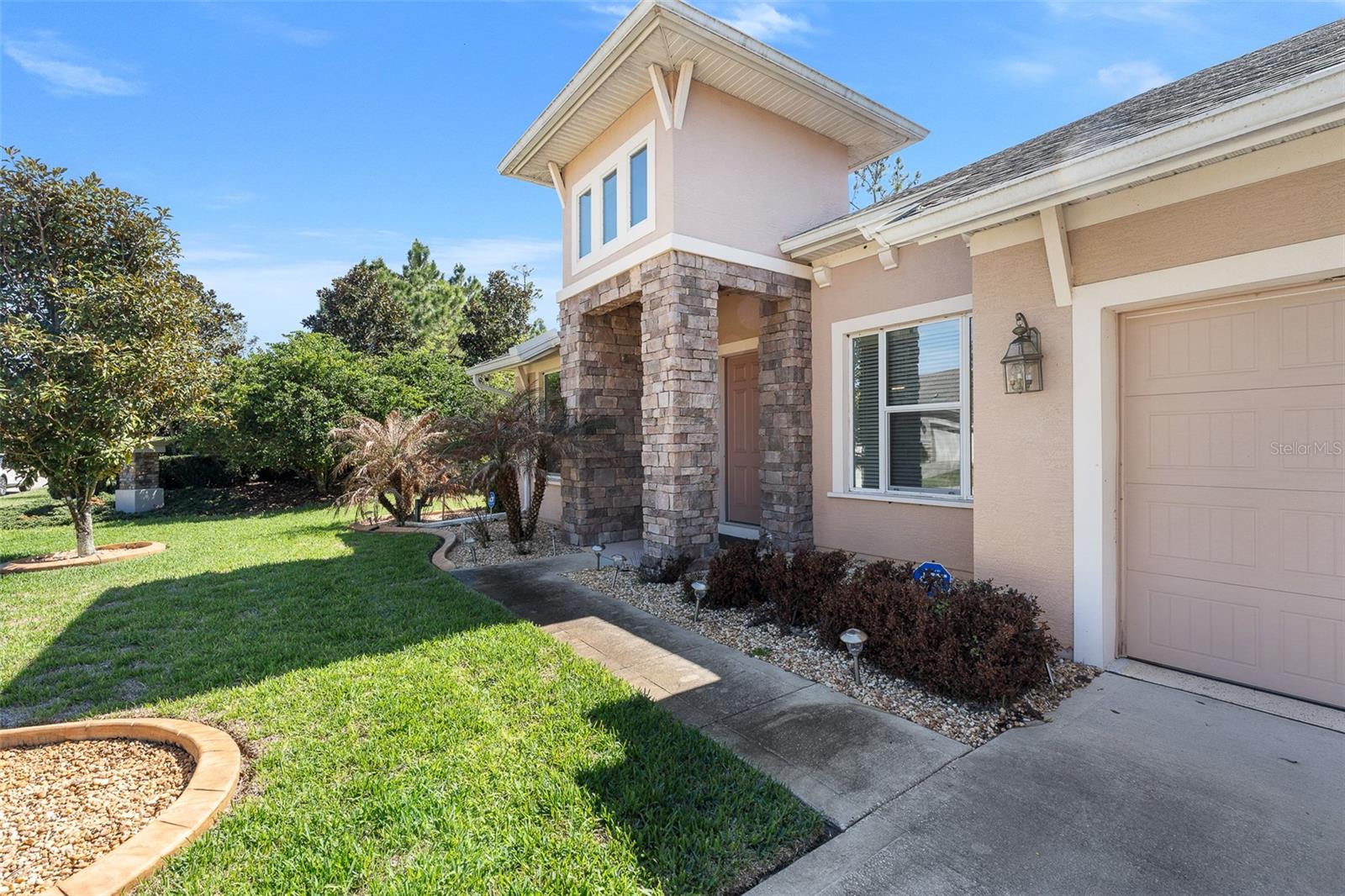 Image 2 of 57 For 685 Aldenham Lane