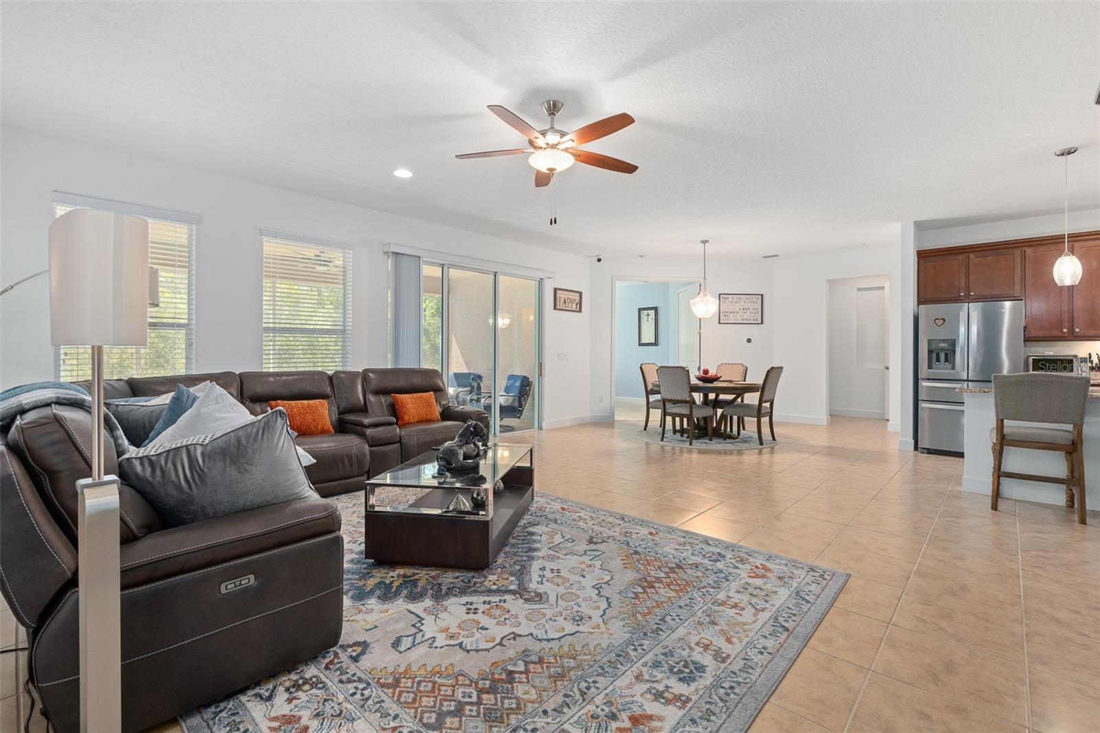 Image 20 of 57 For 685 Aldenham Lane