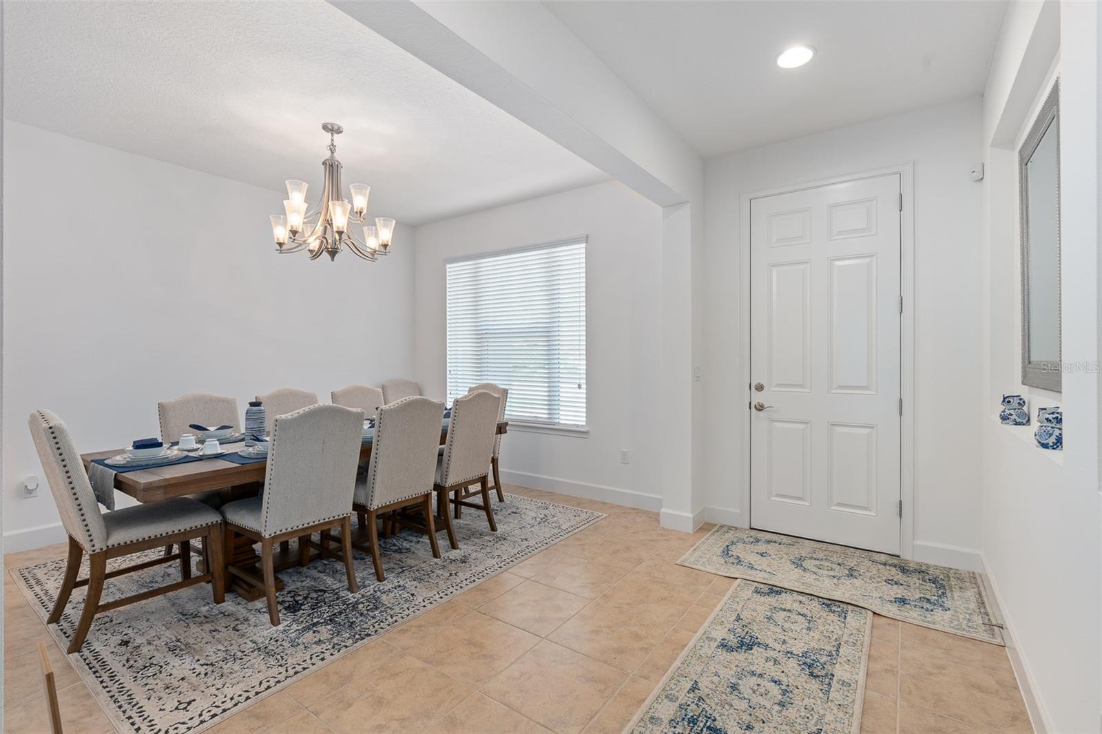 Image 5 of 57 For 685 Aldenham Lane