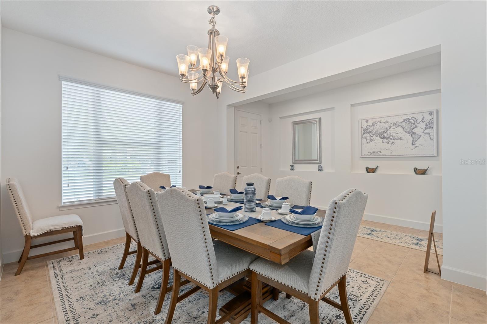 Image 9 of 57 For 685 Aldenham Lane