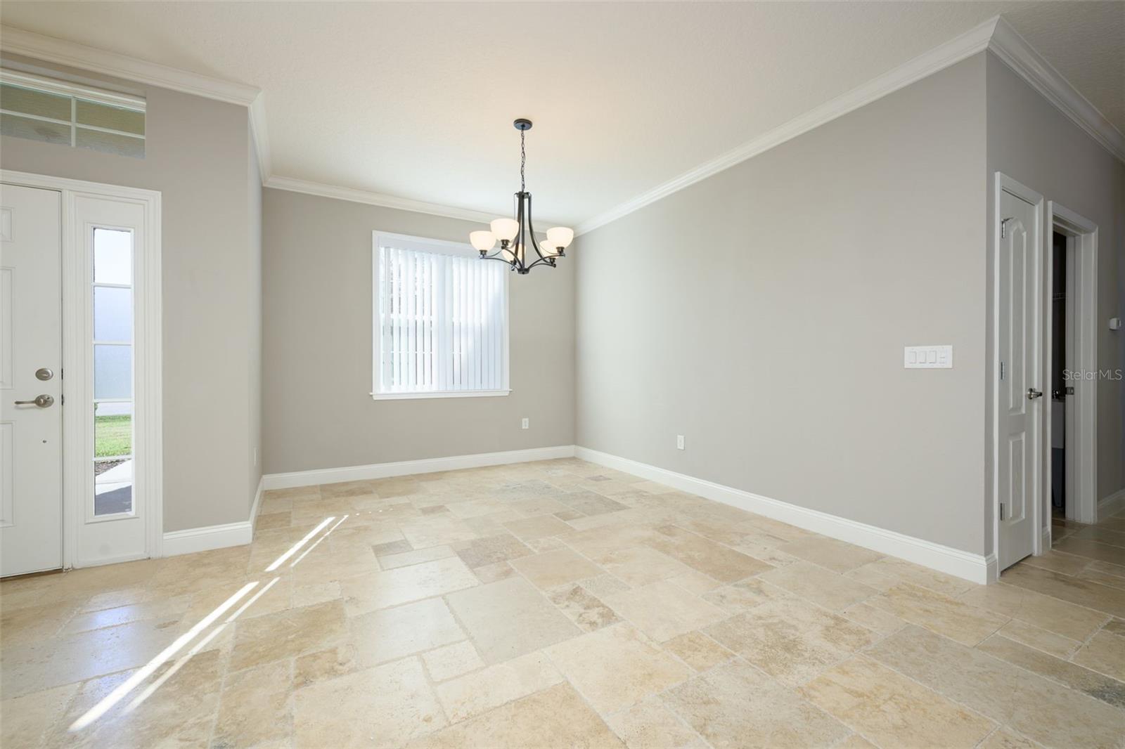 Image 13 of 51 For 3 Lake Charles Place