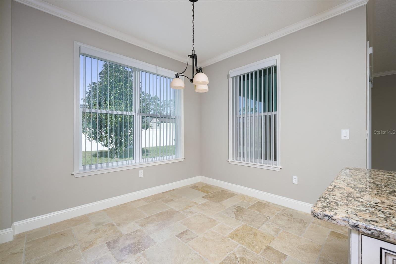 Image 19 of 51 For 3 Lake Charles Place