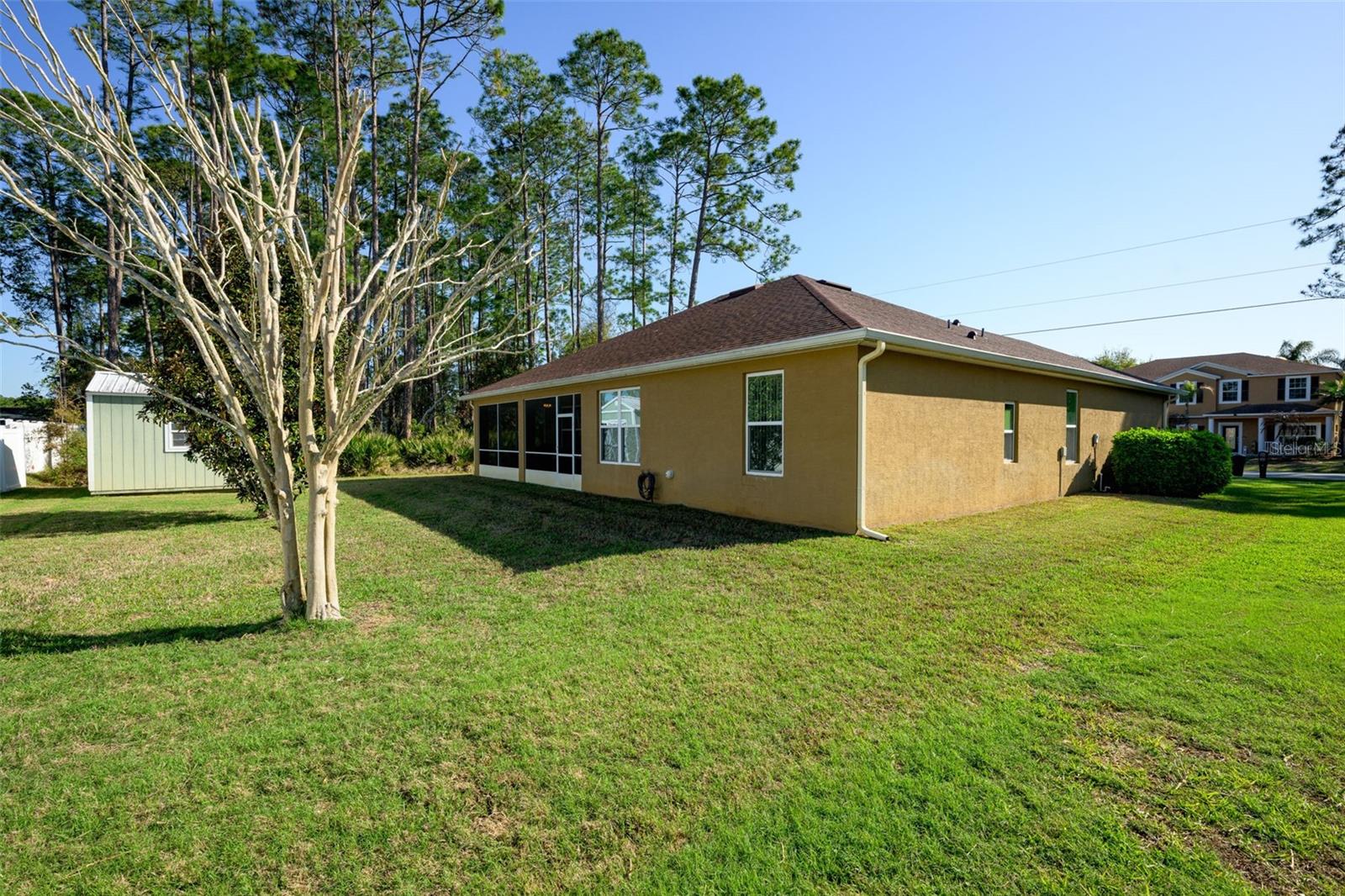 Image 37 of 51 For 3 Lake Charles Place