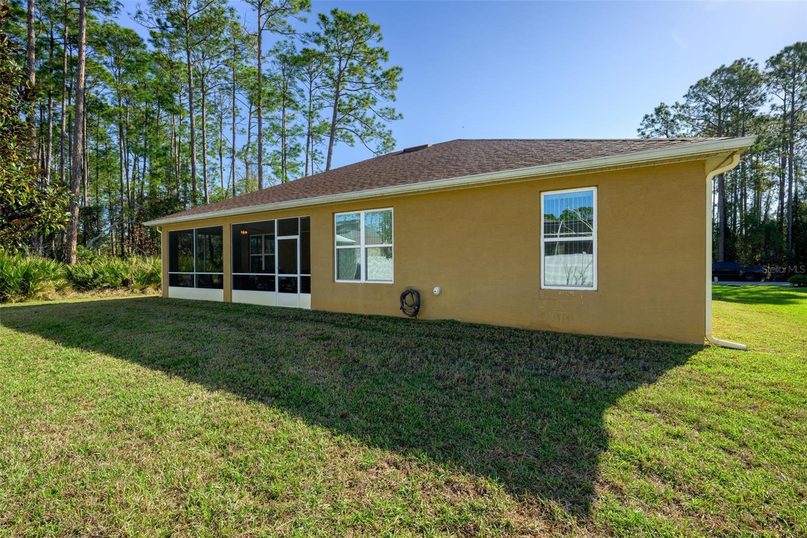 Image 38 of 51 For 3 Lake Charles Place