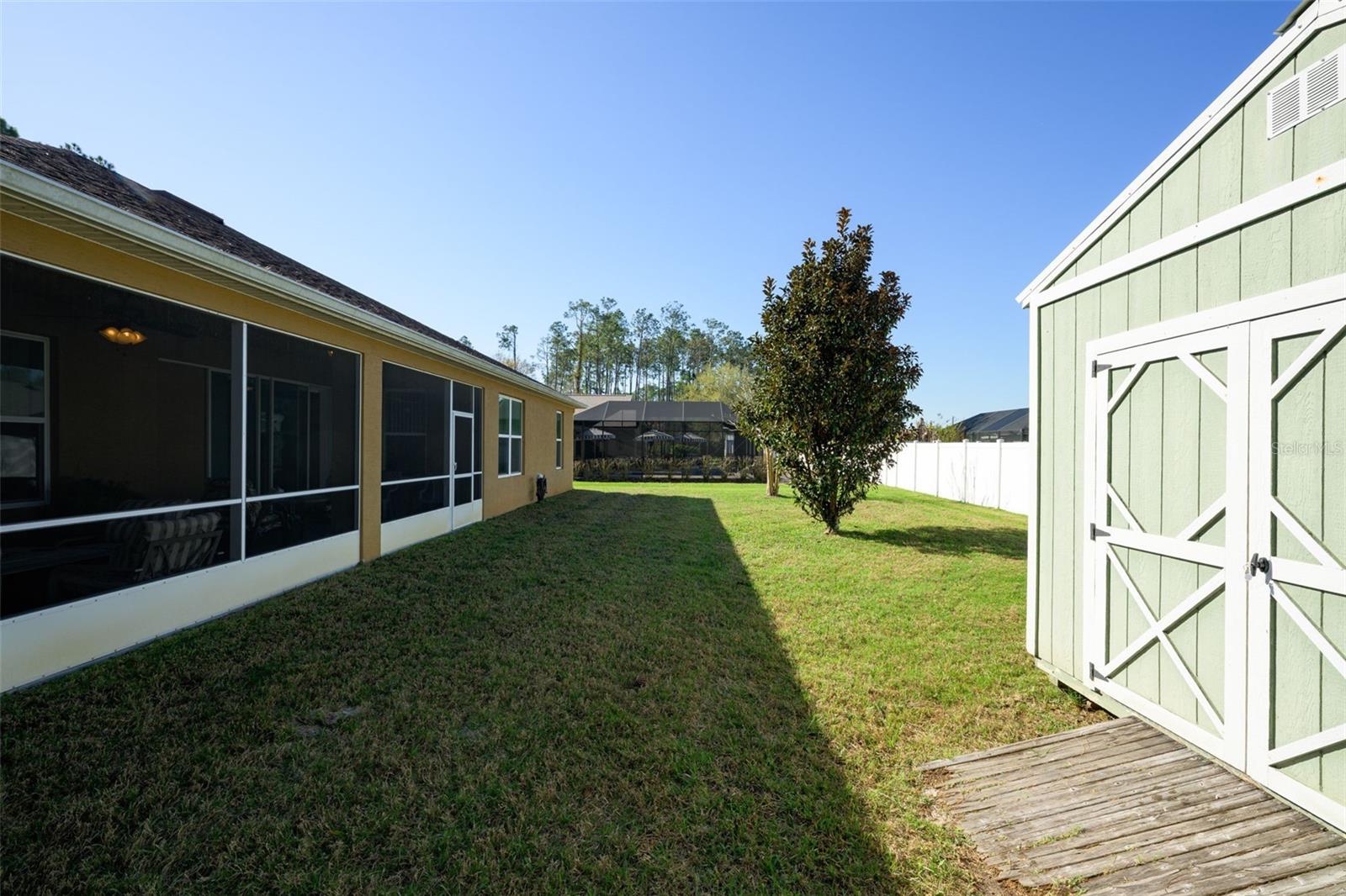 Image 40 of 51 For 3 Lake Charles Place