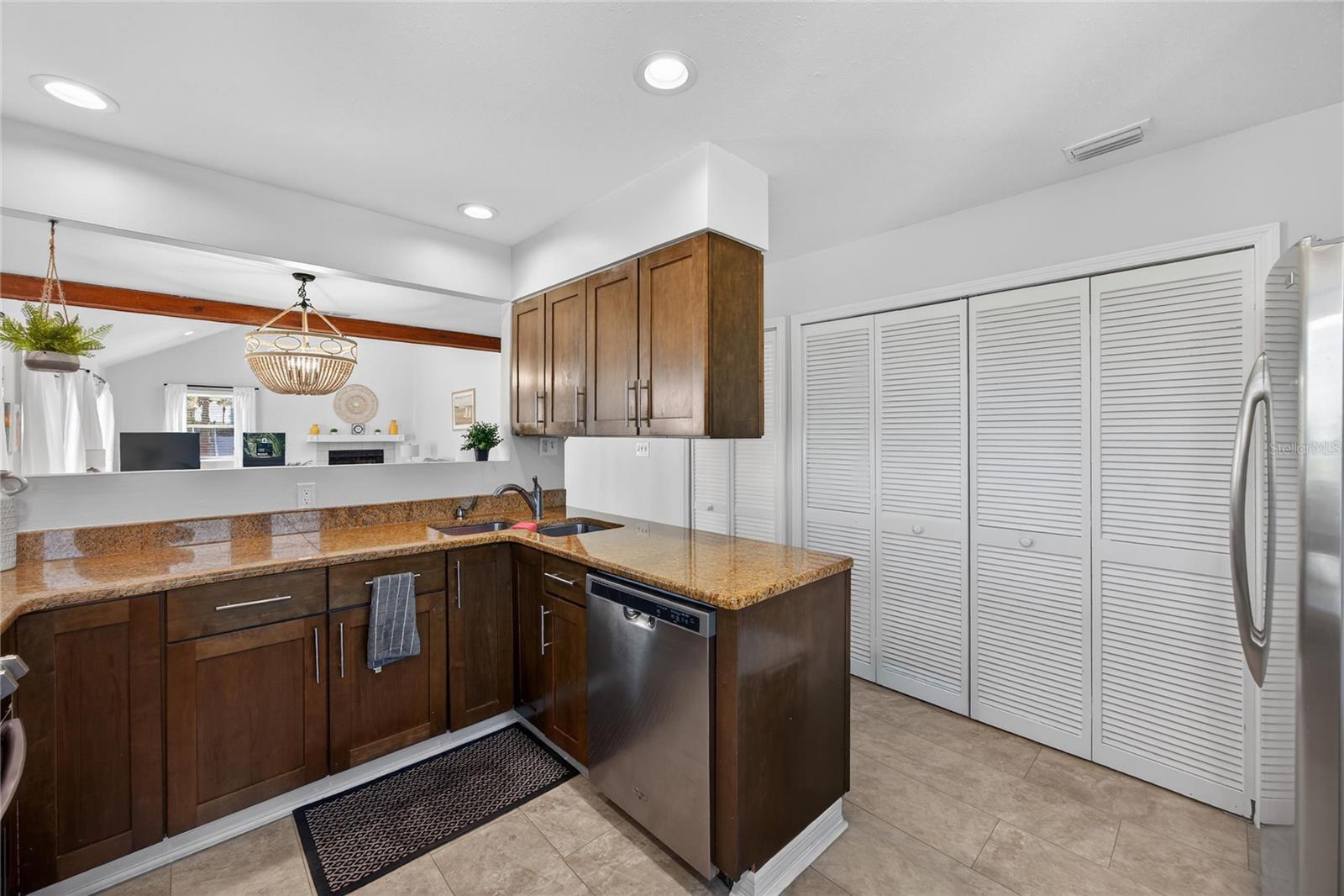 Image 7 of 51 For 59 Ocean Street