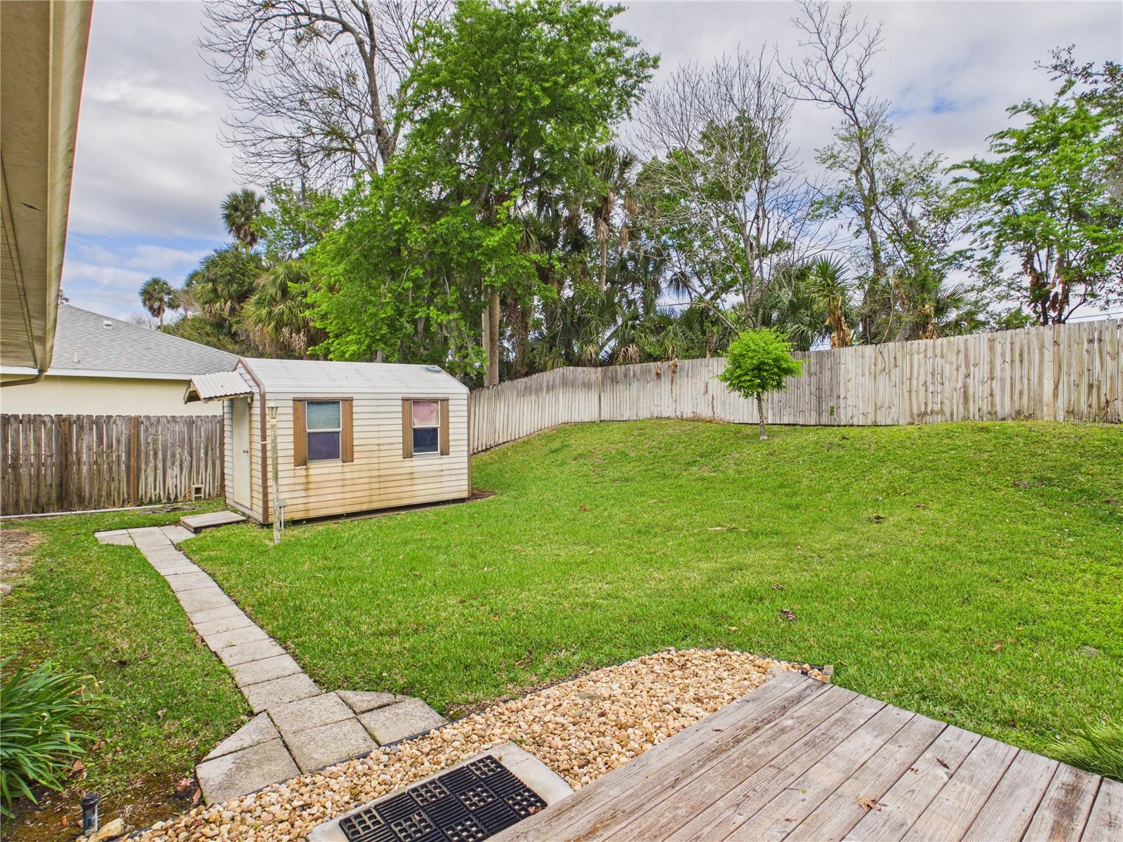 Image 22 of 27 For 632 Cherokee Lane