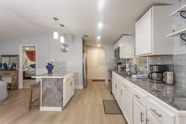 Image 3 of 32 For 1290 Rosewood Street