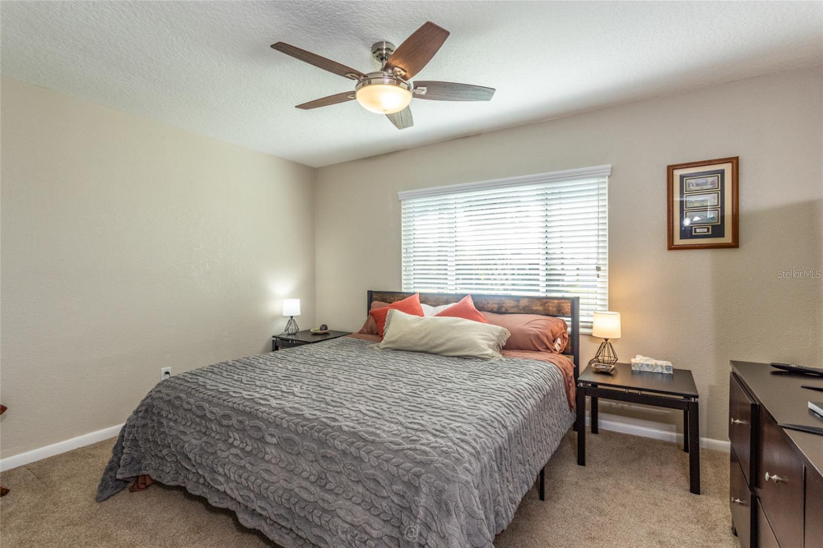 Image 26 of 66 For 11 Clearview Court S