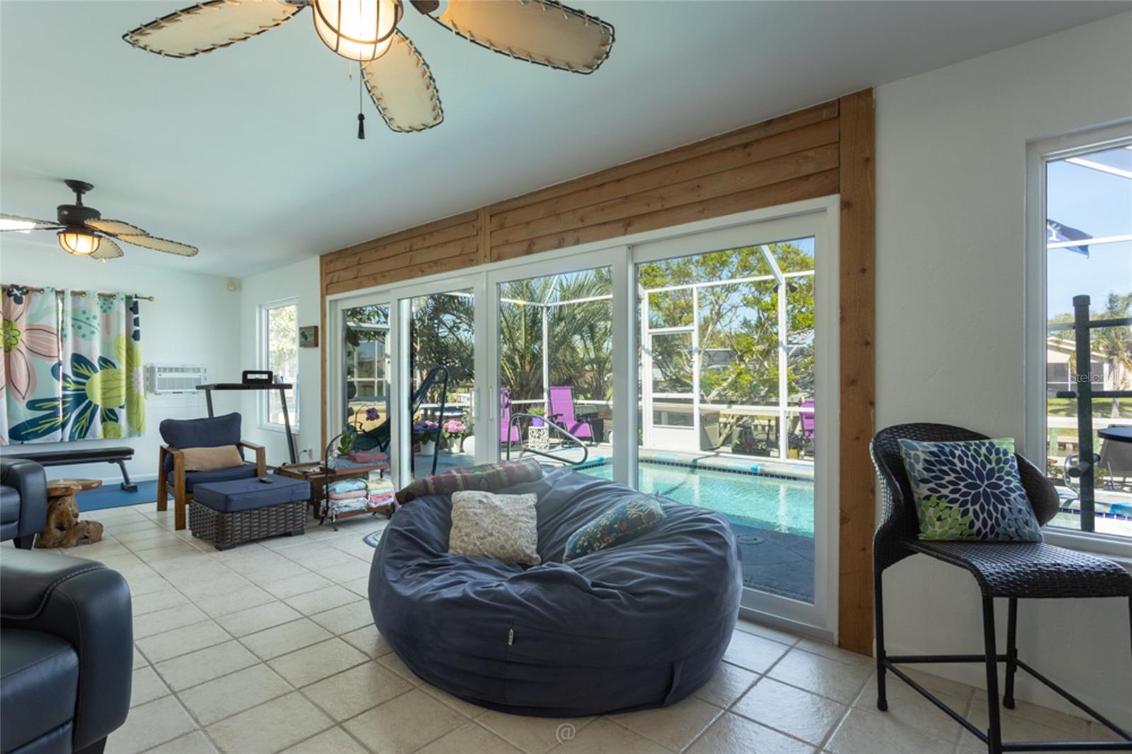 Image 31 of 66 For 11 Clearview Court S