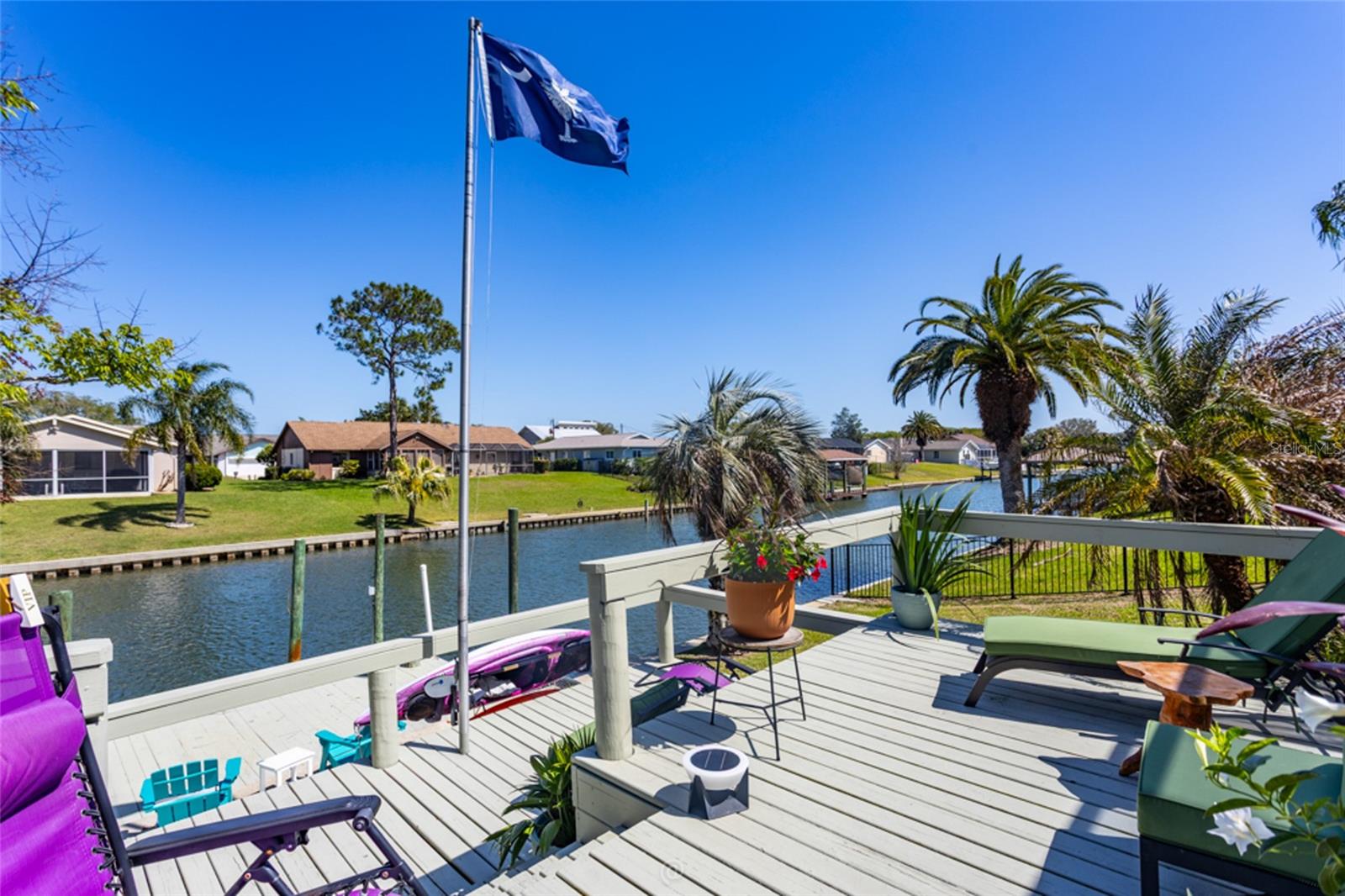 Image 40 of 66 For 11 Clearview Court S