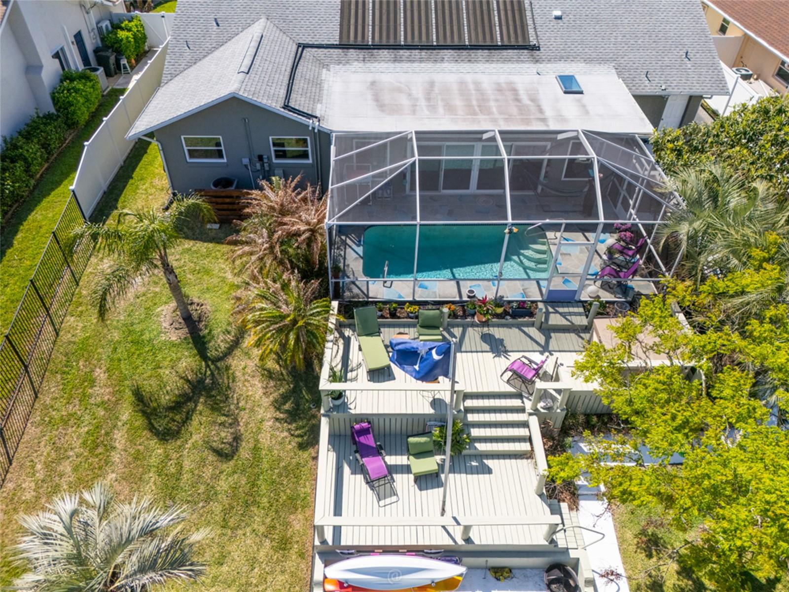 Image 45 of 66 For 11 Clearview Court S