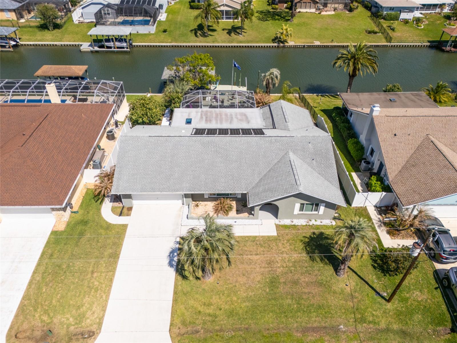 Image 56 of 66 For 11 Clearview Court S