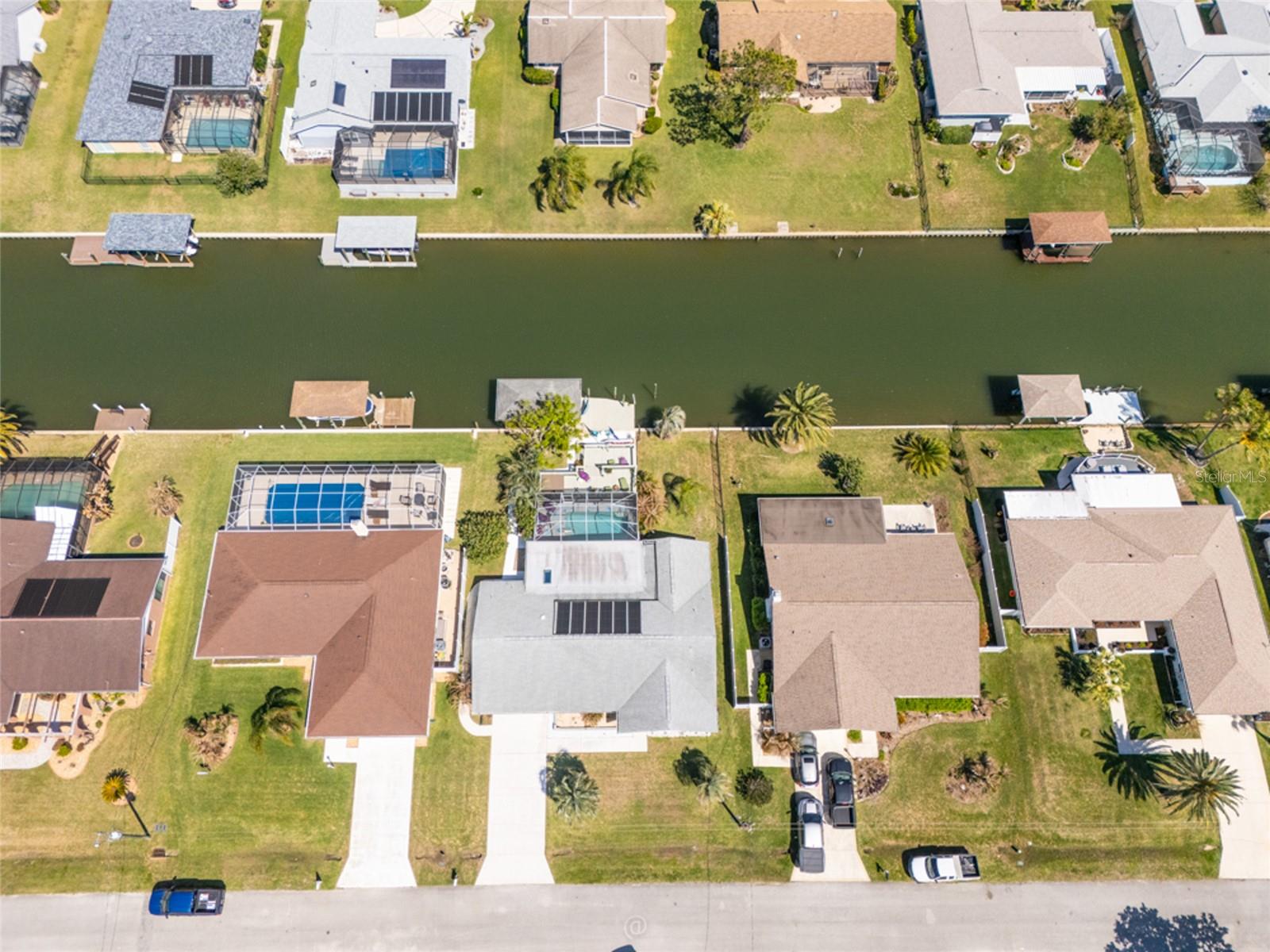 Image 58 of 66 For 11 Clearview Court S