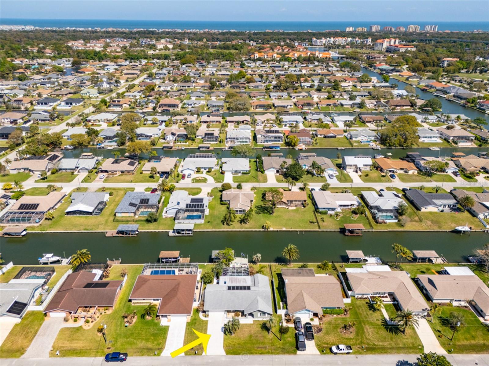 Image 59 of 66 For 11 Clearview Court S