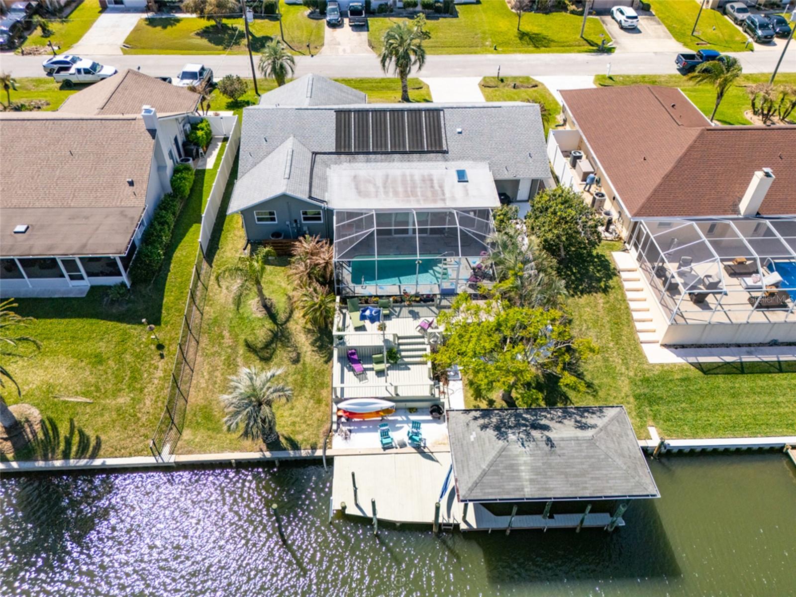 Image 60 of 66 For 11 Clearview Court S