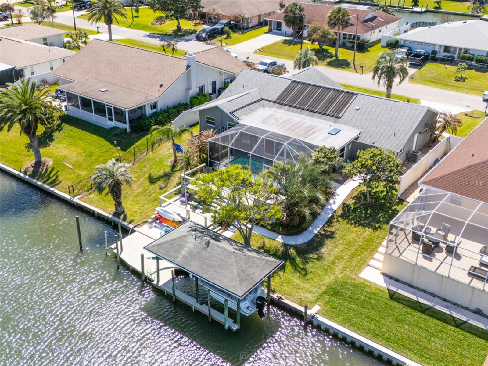 Image 63 of 66 For 11 Clearview Court S