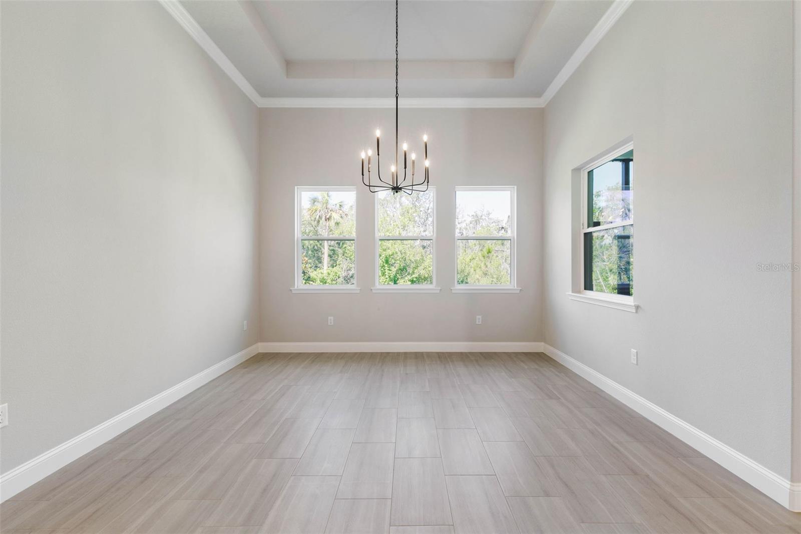 Image 20 of 69 For 230 Riverwalk Drive