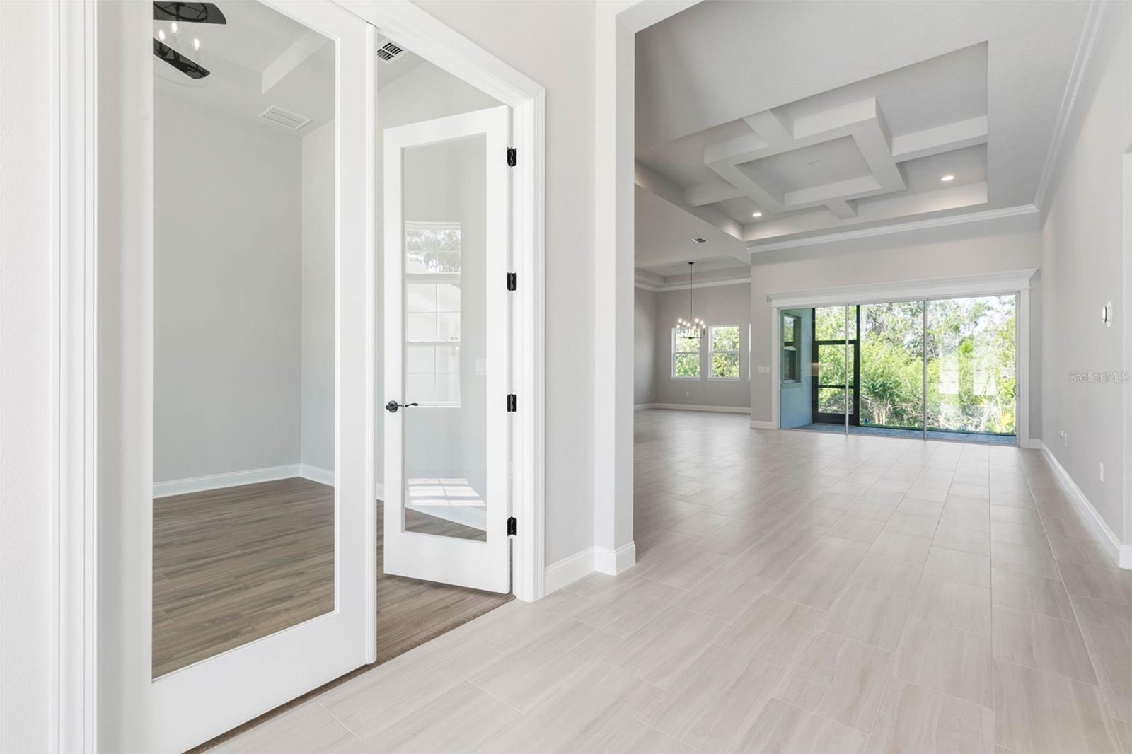 Image 21 of 69 For 230 Riverwalk Drive