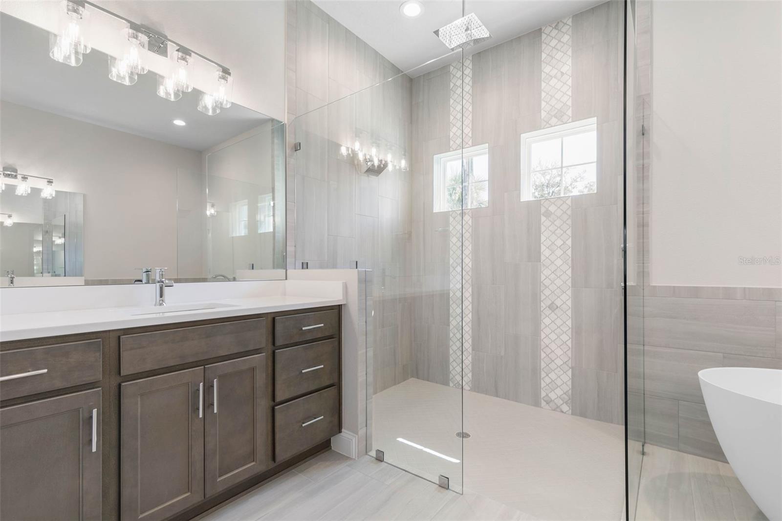 Image 28 of 69 For 230 Riverwalk Drive