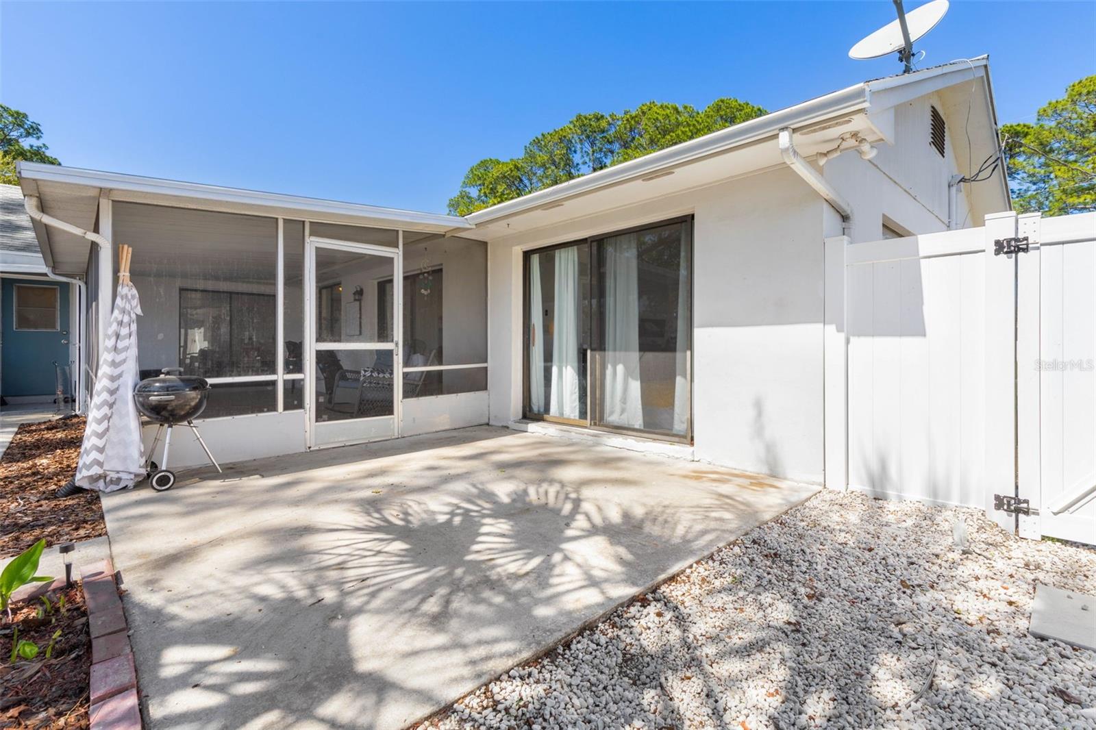 Image 29 of 43 For 46 Berkshire Lane