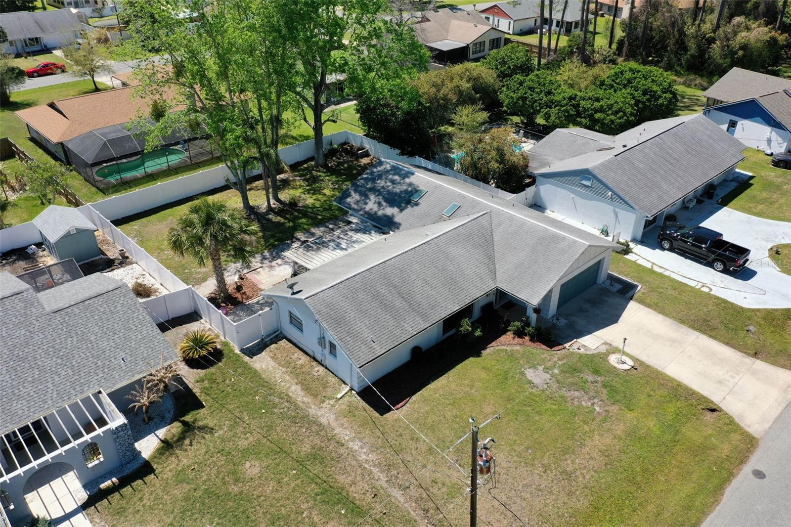 Image 35 of 43 For 46 Berkshire Lane