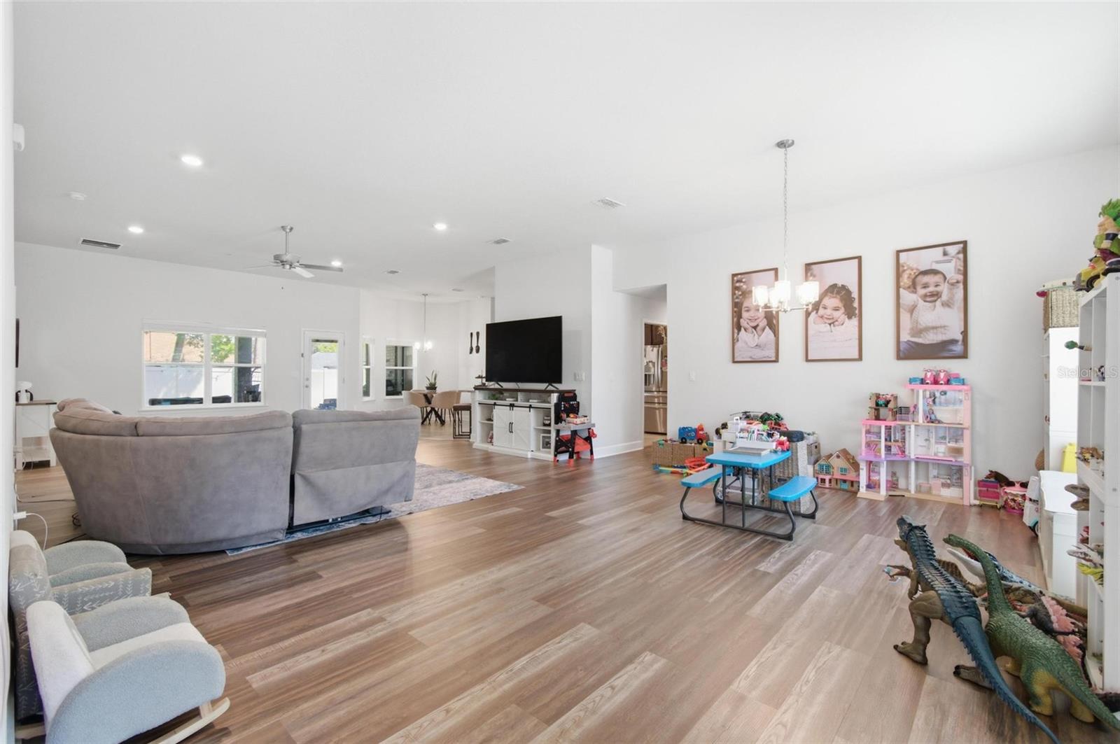 Image 10 of 53 For 80 Burning Bush Drive