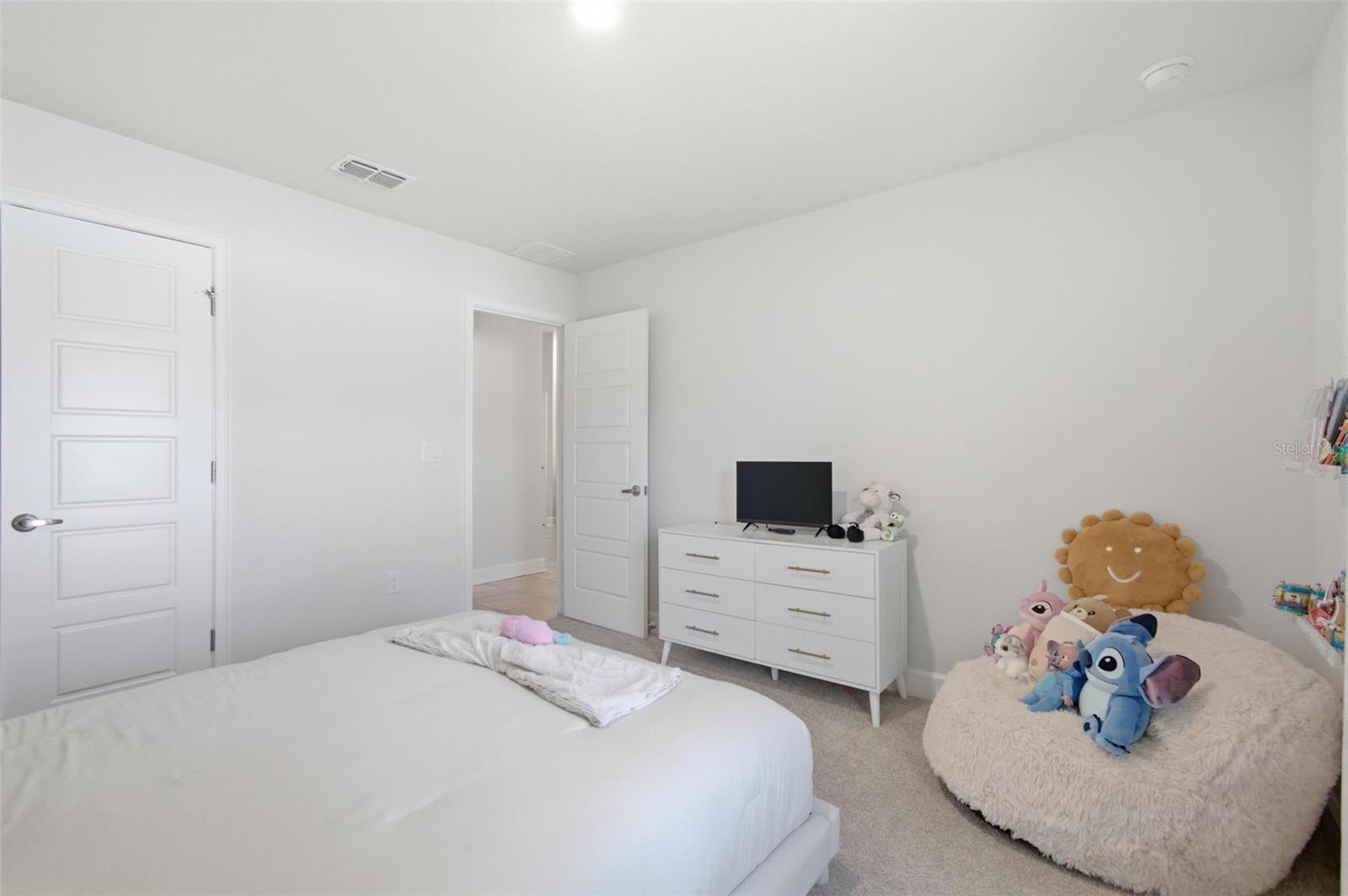 Image 32 of 53 For 80 Burning Bush Drive