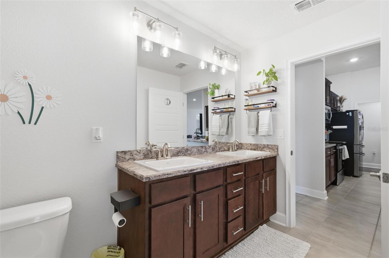 Image 33 of 53 For 80 Burning Bush Drive