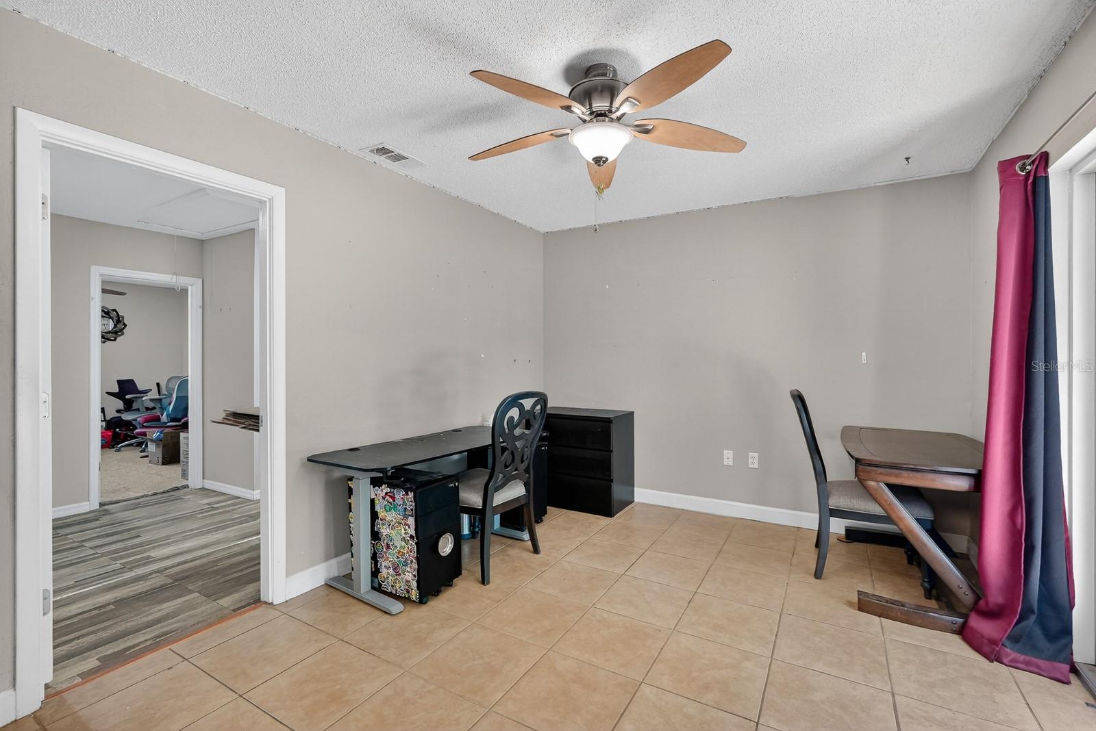 Image 12 of 31 For 262 Clara Vista Street