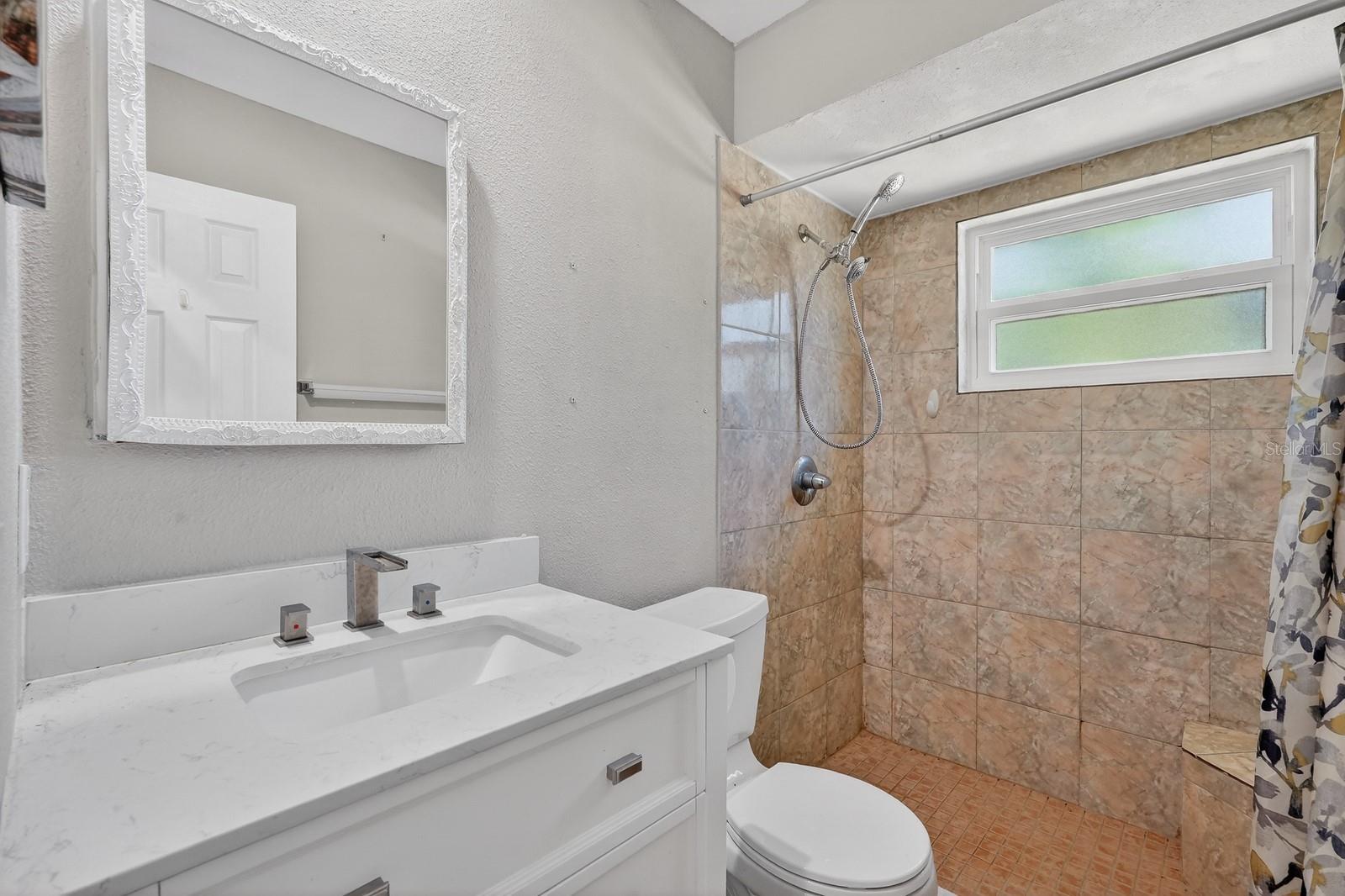 Image 21 of 31 For 262 Clara Vista Street