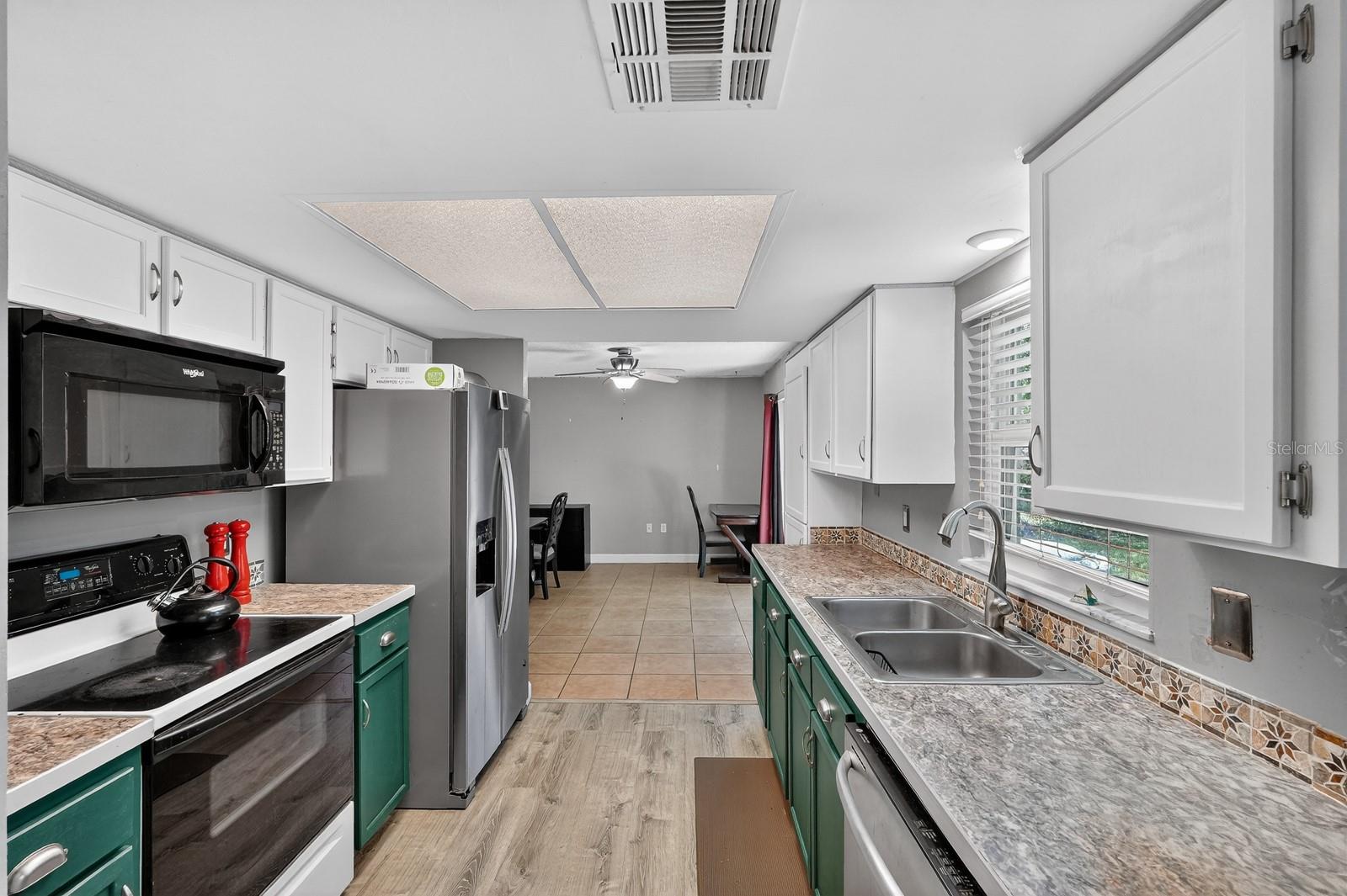 Image 8 of 31 For 262 Clara Vista Street