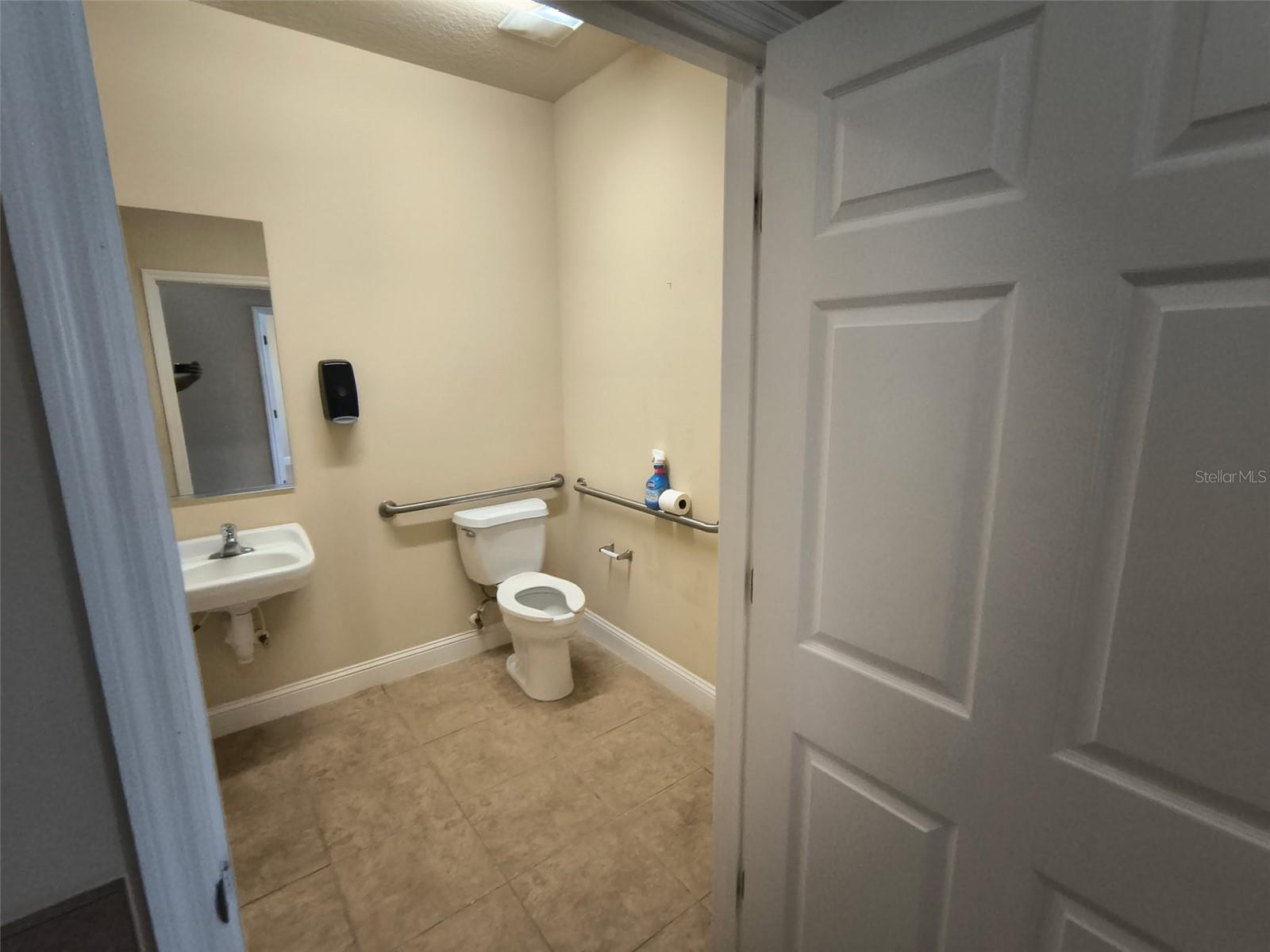 Image 9 of 15 For 4875 Palm Coast Parkway Nw 4