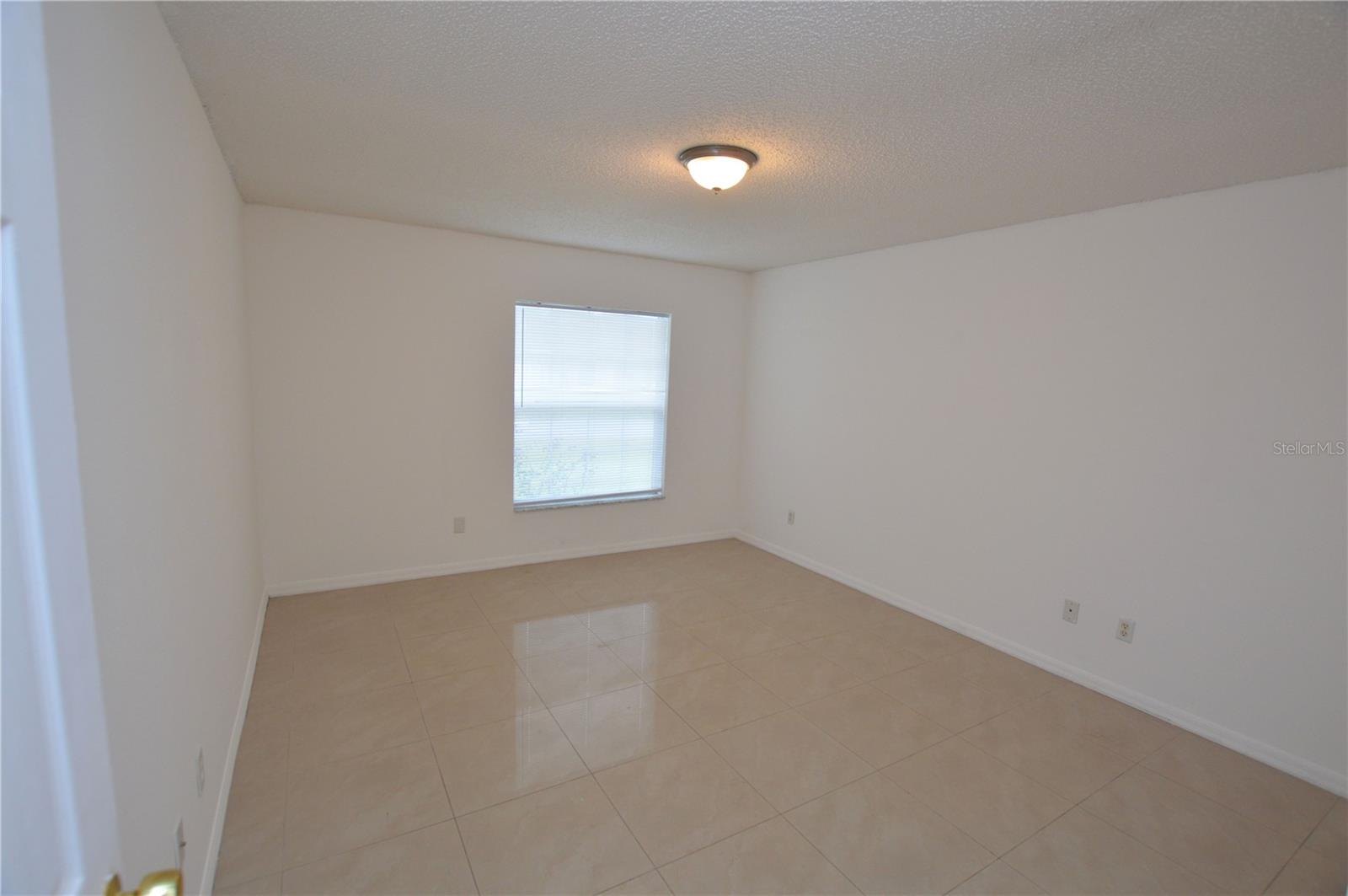 Image 11 of 25 For 18 Pittwick Lane